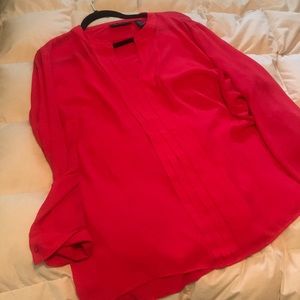 Sold @ consignment - Very pretty top